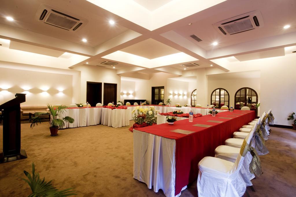 Hotel Shangri-La, Kathmandu Exteriör bild