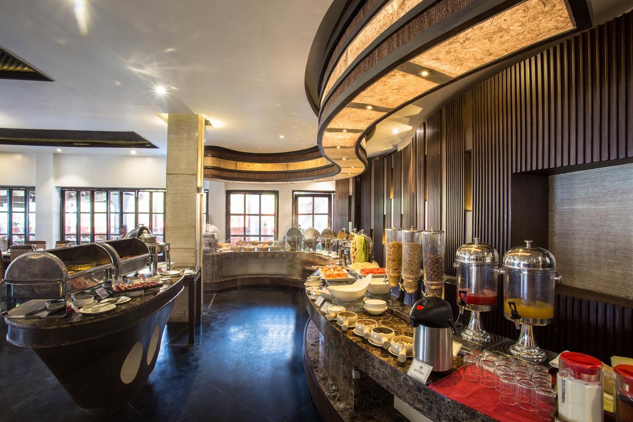 Hotel Shangri-La, Kathmandu Exteriör bild