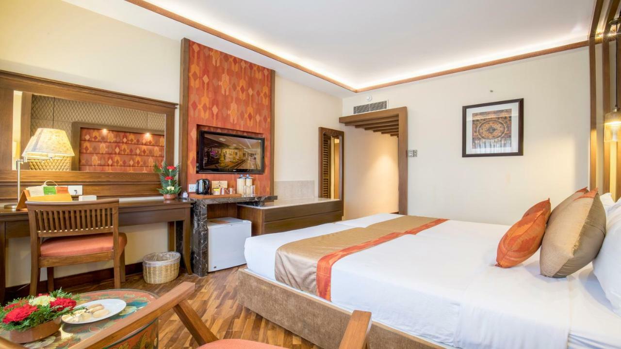 Hotel Shangri-La, Kathmandu Exteriör bild
